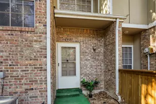 2420 Northlake Ct, Irving, TX 75038 - Photo 4