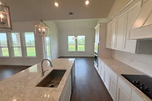 1300 Green Ridge, Weatherford, TX 76085 - Photo 4