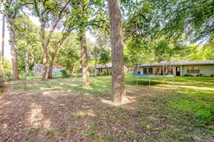 1100 Mockingbird Ln, Arlington, TX 76013 - Photo 36