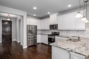 329 Carnaby Ct, McKinney, TX 75072 - Photo 10