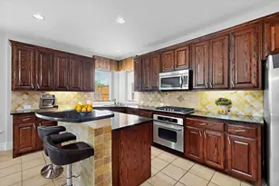 1343 Valley Vista Dr, Irving, TX 75063 - Photo 6