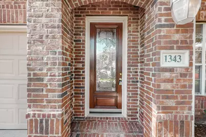 1343 Valley Vista Drive, Irving, TX 75063 - Photo 4