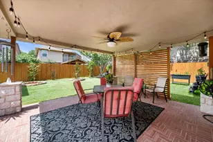 2404 Bennington Dr, Arlington, TX 76018 - Photo 2