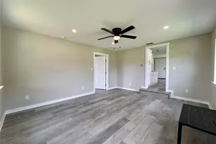 615 Smith Cir, Point, TX 75472 - Photo 4