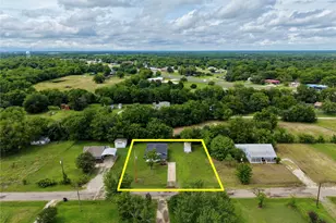 615 Smith Cir, Point, TX 75472 - Photo 2