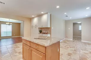 109 Timber Ridge Cir, Burleson, TX 76028 - Photo 20