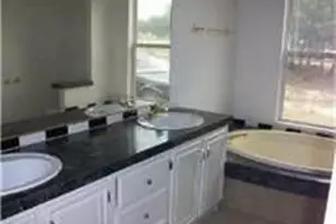 321 N Church St, Anna, TX 75409 - Photo 2