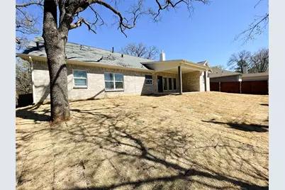 2814 18th Street W, Irving, TX 75060 - Photo 32