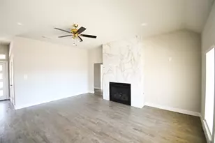 2814 18th Street W, Irving, TX 75060 - Photo 8