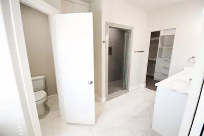 2814 18th Street W, Irving, TX 75060 - Photo 14
