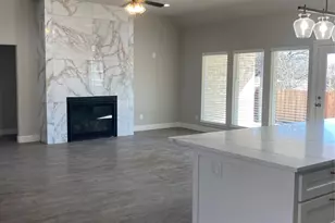 2814 18th Street W, Irving, TX 75060 - Photo 6