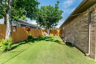 322 S Bowie Dr, Weatherford, TX 76086 - Photo 4