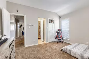 1121 Hidden Glen Ct, Burleson, TX 76028 - Photo 14