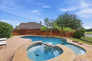 329 River Meadows Ln, Argyle, TX 76226 - Photo 4
