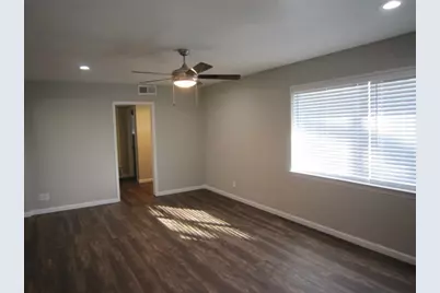 1610 Toplea Drive, Euless, TX 76040 - Photo 4
