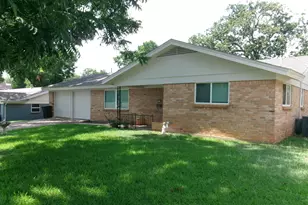 1610 Toplea Dr, Euless, TX 76040 - Photo 2