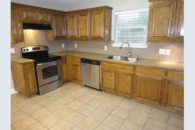 316 Hacienda Drive, Waxahachie, TX 75165 - Photo 2