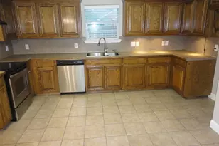 316 Hacienda Dr, Waxahachie, TX 75165 - Photo 10