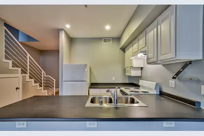 4108 Office Parkway #104, Dallas, TX 75204 - Photo 8