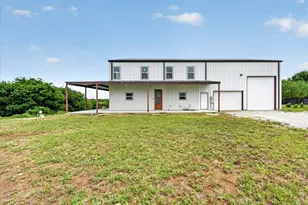 528 Hill County Road 4411, Grandview, TX 76050 - Photo 2