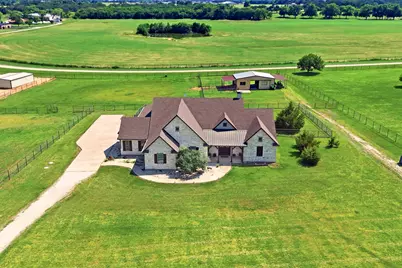 10040 Horseshoe Nail Road, Pilot Point, TX 76258 - Photo 1