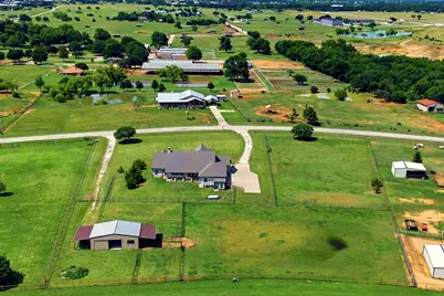 10040 Horseshoe Nail Road, Pilot Point, TX 76258 - Photo 28