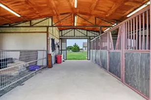 10040 Horseshoe Nail Rd, Pilot Point, TX 76258 - Photo 36