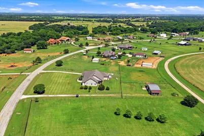 10040 Horseshoe Nail Road, Pilot Point, TX 76258 - Photo 26