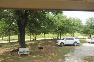 391 Co Rd 147, Gainesville, TX 76240 - Photo 38