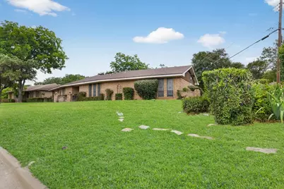 1811 Reynoldston Lane, Dallas, TX 75232 - Photo 24