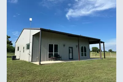 677 McVoid, Springtown, TX 76082 - Photo 1