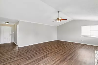 2123 Sheraton Drive, Carrollton, TX 75007 - Photo 6