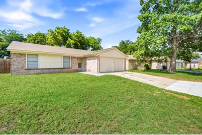 616 Reveille Road, Fort Worth, TX 76108 - Photo 2