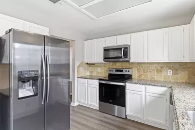 2462 Claremont Drive, Grand Prairie, TX 75052 - Photo 12