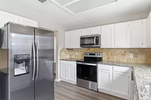 2462 Claremont Dr, Grand Prairie, TX 75052 - Photo 12