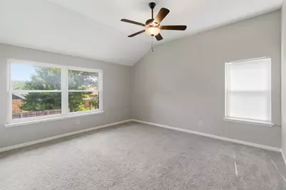 2462 Claremont Drive, Grand Prairie, TX 75052 - Photo 18