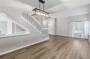 2462 Claremont Dr, Grand Prairie, TX 75052 - Photo 6