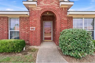 640 Canyon Place, DeSoto, TX 75115 - Photo 2