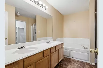 640 Canyon Place, DeSoto, TX 75115 - Photo 20