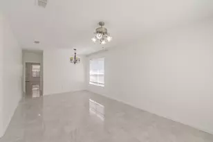 4333 Park Creek Cir N, Fort Worth, TX 76137 - Photo 8