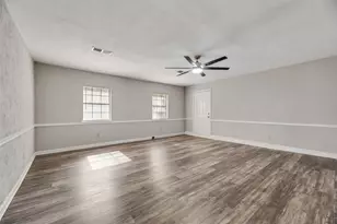 7100 Lowery Ln, North Richland Hills, TX 76182 - Photo 22