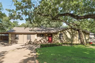 7100 Lowery Ln, North Richland Hills, TX 76182 - Photo 4