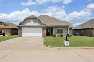 711 Denali Ct, Tolar, TX 76476 - Photo 2