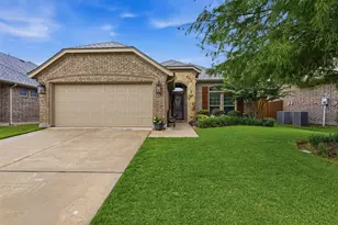 712 Mist Flower Dr, Little Elm, TX 75068 - Photo 1