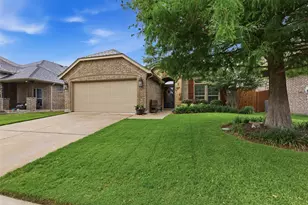 712 Mist Flower Dr, Little Elm, TX 75068 - Photo 2
