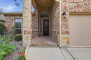 2716 Frontier Dr, Denton, TX 76210 - Photo 4