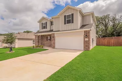121 Kylie Street, Cleburne, TX 76031 - Photo 1