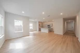 121 kylie St, Cleburne, TX 76031 - Photo 6
