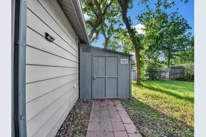 7521 Pawnee Trail, Lake Worth, TX 76135 - Photo 24
