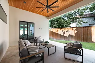 8730 Rexford Dr, Dallas, TX 75209 - Photo 40